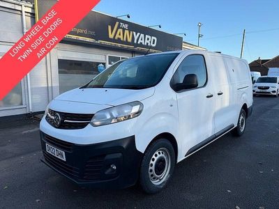 Used Vauxhall Vivaro S 2022 White MPV