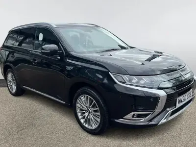 Usado Mitsubishi Outlander P-HEV 224 HP (164 kW) 2020 Preto Carrinha