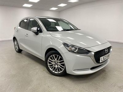 Usado Mazda 2 Inclusive 2023 Prateado Citadino