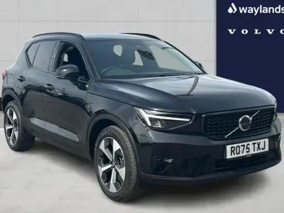 Used Volvo XC40 Plus 194 HP (142 kW) 2025 Black SUV