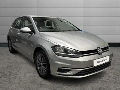 Used VW Golf VII SE 125 HP (91 kW) 2018 Silver Hatchback