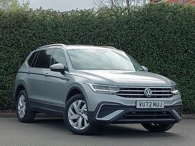 Usado VW Tiguan Allspace Life 150 HP (110 kW) 2022 Prateado SUV