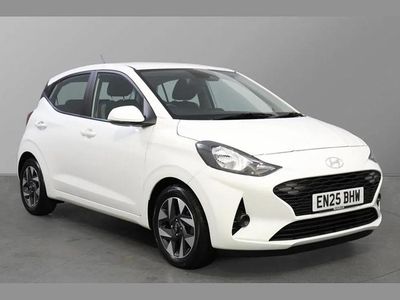 Used Hyundai i10 Advanced 63 HP (46 kW) 2025 White Hatchback
