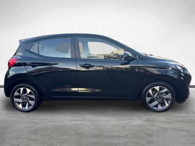 Black Used 2024 Hyundai i10 Advanced Hatchback | £14,895 (Fair price)