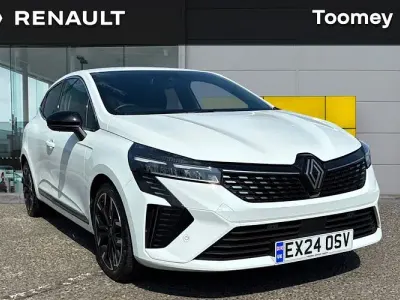 Used Renault Clio Techno 90 HP (66 kW) 2024 White  Hatchback