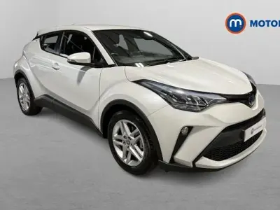 Second-hand Toyota C-HR 122 CP (89 kW) 2023 Alb SUV