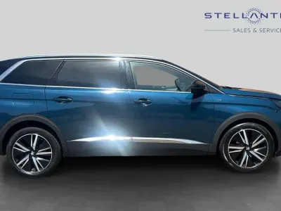 Gebraucht Peugeot 5008 Premium 175 PS (128 kW) 2023 Blau SUV