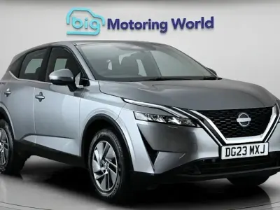 Used Nissan Qashqai Acenta Premium 140 HP (102 kW) 2023 Grey SUV
