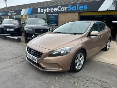 Used Volvo V40 SE 115 HP (84 kW) 2014 Bronze Hatchback