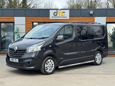 Used Renault Trafic 2015 Black MPV