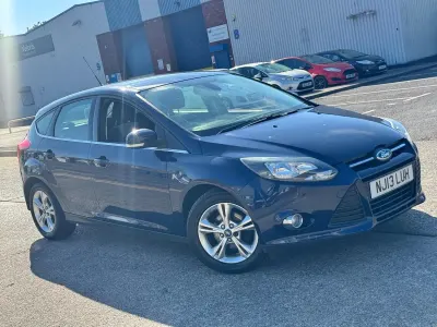 Used Ford Focus Zetec 2013 Blue Hatchback