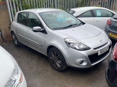 used Renault Clio 1.5 DYNAMIQUE TOMTOM DCI 5d 88 BHP £200 TO SECURE, FINANCE AVAILABLE!