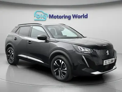 Używany Peugeot 2008 Allure+ 130 KM (95 kW) 2023 Czarny SUV