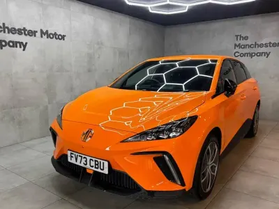 Begagnad MG MG4 EV Trophy 319 kW (435 HK) 2023 Halvkombi
