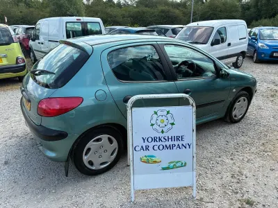 Used Peugeot 206 75 HP (55 kW) 2001 Green Hatchback