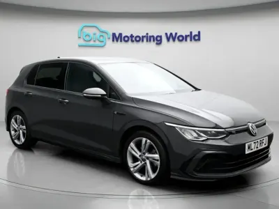 Second-hand VW Golf VIII R-line 148 CP (108 kW) 2022 Gri Hatchback