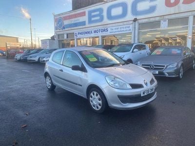 Used Renault Clio II Extreme 2008 Silver Hatchback