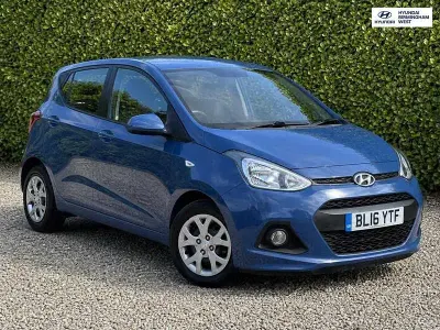 Used Hyundai i10 SE 66 HP (48 kW) 2016 Blue Hatchback