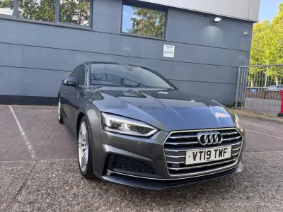 Używany Audi A5 S-Line 2019 Szary Coupe