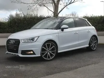 Używany Audi A1 Black Edition 116 KM (85 kW) 2017 Biały Hatchback