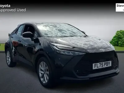 New Toyota C-HR 140 HP (102 kW) 2025 Black SUV