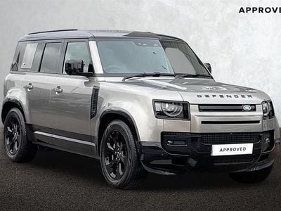 Used Land Rover Defender HSE Dynamic 300 HP (220 kW) 2024 Santorini black SUV