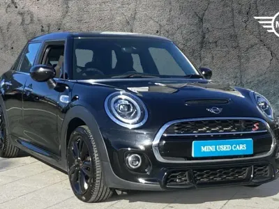 Używany Mini Cooper S Hatch 189 KM (139 kW) 2020 Czarny Hatchback