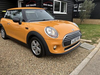 Used Mini ONE Hatch 102 HP (75 kW) 2015 Orange Hatchback