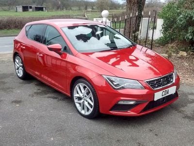 Used Seat Leon FR 180 HP (132 kW) 2017 Red Hatchback