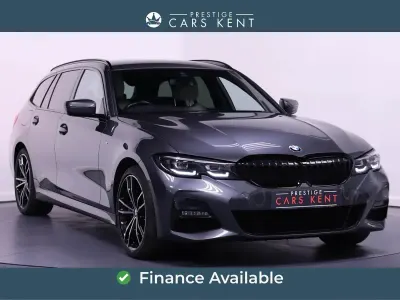 Begagnad BMW 330e M Sport 2021 Grå Kombi