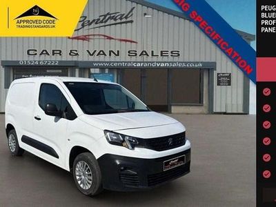 White Used 2021 Peugeot Partner MPV | £7,495 (Expensive)
