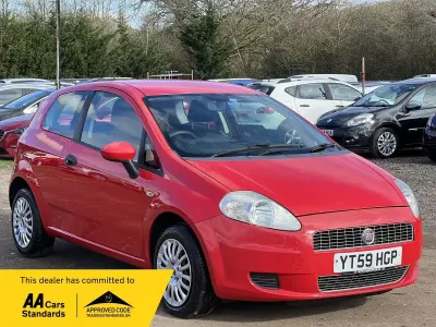 Used Fiat Grande Punto Active 77 HP (56 kW) 2009 Red Hatchback