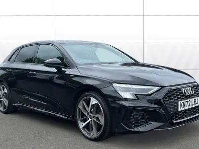 Begagnad Audi A3 Comfort 150 HK (110 kW) 2022 Svart Sedan