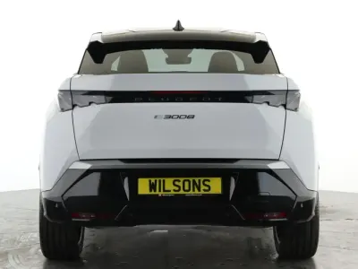 New Peugeot e-3008 GT 152 kW (207 HP) 2026 White SUV