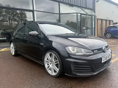Usado VW Golf VII GTD 2016 Preto Citadino