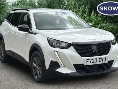Used Peugeot 2008 Active+ 101 HP (74 kW) 2023 White SUV