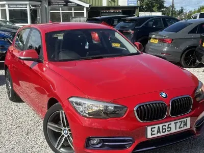 Used BMW 116 Sport Line 116 HP (85 kW) 2015 Red Hatchback