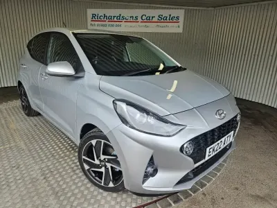 Used Hyundai i10 Premium 67 HP (49 kW) 2022 Grey Hatchback