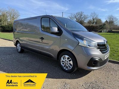Used Renault Trafic 2019 Grey MPV