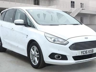 Used Ford S-MAX Titanium 180 HP (132 kW) 2016 White MPV