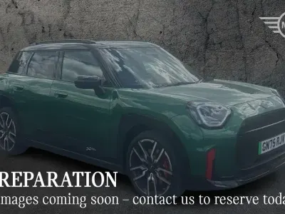 Used Mini Cooper 186 kW (254 HP) 2025 Green Hatchback