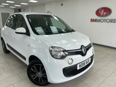 Used Renault Twingo Play 70 HP (51 kW) 2018 White Hatchback