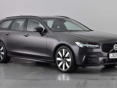 Platinum grey Used 2025 Volvo V90 Plus Estate | £33,795 (Good price)