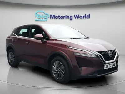 Used Nissan Qashqai Acenta Premium 158 HP (116 kW) 2023 Red SUV