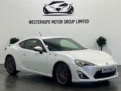 Used Toyota GT86 GT 200 HP (147 kW) 2013 White Coupe
