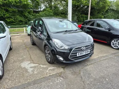 Used Hyundai ix20 SE 90 HP (66 kW) 2017 Black Hatchback