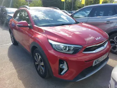 Second-hand Kia Stonic 99 CP (72 kW) 2023 Roșu SUV