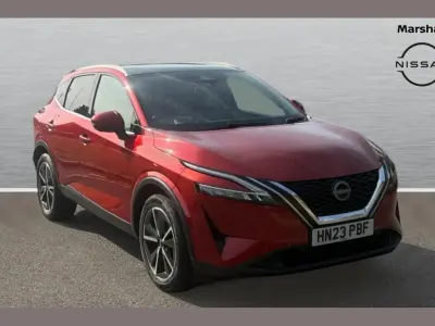 Used Nissan Qashqai Tekna 155 HP (114 kW) 2023 Red SUV