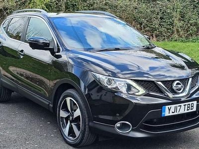 Used Nissan Qashqai N-Connecta 116 HP (85 kW) 2017 Black SUV