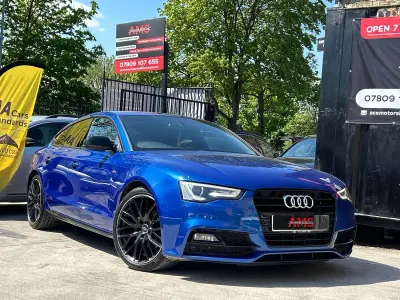 Begagnad Audi A5 Sportback Black Edition 2016 Blå Halvkombi